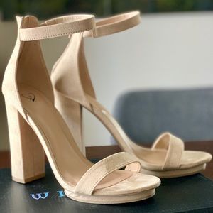 Windsor Natural V.Suede Chunky Heels